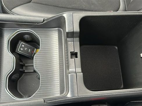 Used 2024 Jeep Grand Cherokee Altitude image 23