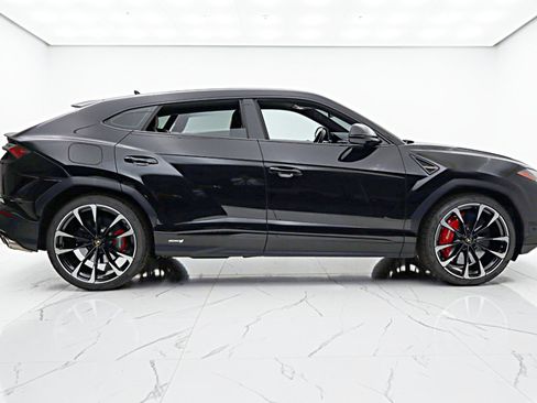 Used 2024 Lamborghini Urus S AWD/4WD image 16