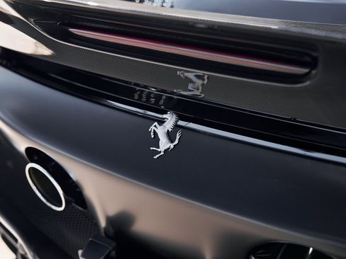 Used 2022 Ferrari SF90 Stradale image 28