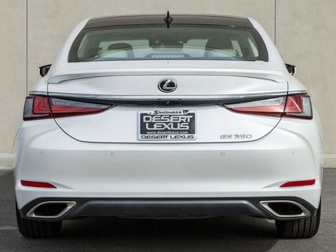 Used 2024 Lexus ES 350 Luxury image 4