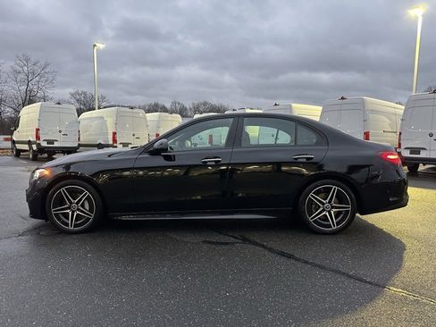 Used 2025 Mercedes-Benz C 300 4MATIC Sedan image 4