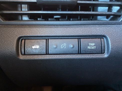 Used 2021 Nissan Altima 2.5 SR image 25