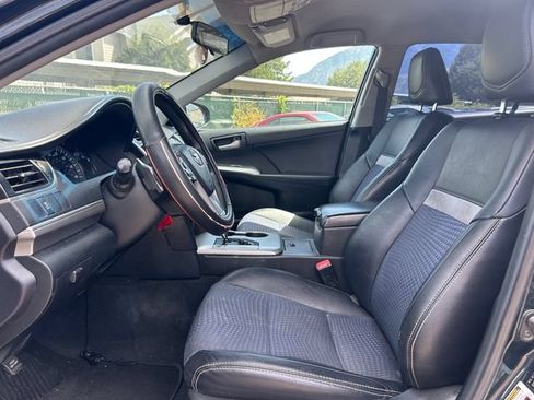 Used 2014 Toyota Camry SE FWD image 21