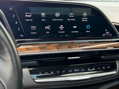 Used 2021 Cadillac Escalade ESV Sport Platinum AWD/4WD image 12