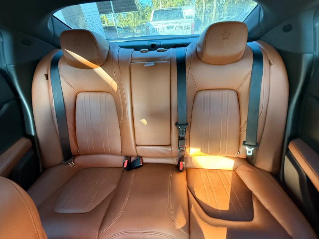 Used 2020 Maserati Ghibli RWD image 15