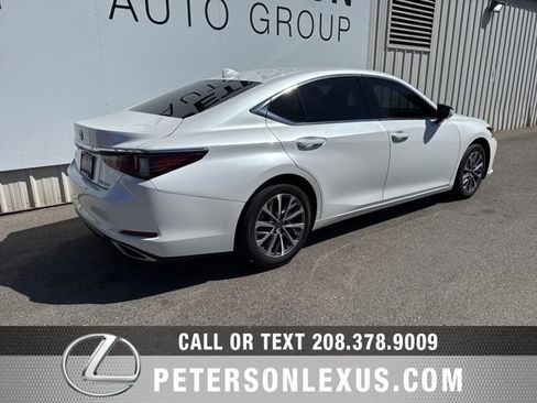Used 2024 Lexus ES 350 w/ Accessory Package (Z2) FWD image 4
