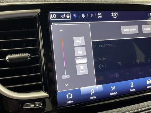 New 2026 Chrysler Pacifica Select image 8