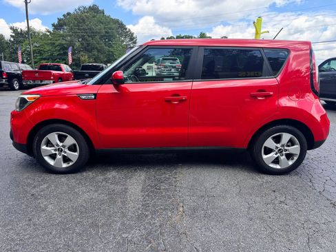 Used 2019 Kia Soul w/ Convenience Package FWD image 4