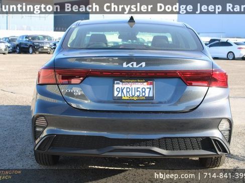 Used 2024 Kia Forte LX image 4