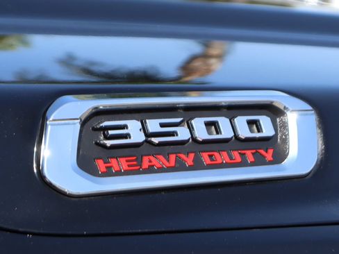 Used 2024 RAM 3500 Tradesman w/ Chrome Appearance Group AWD/4WD image 46