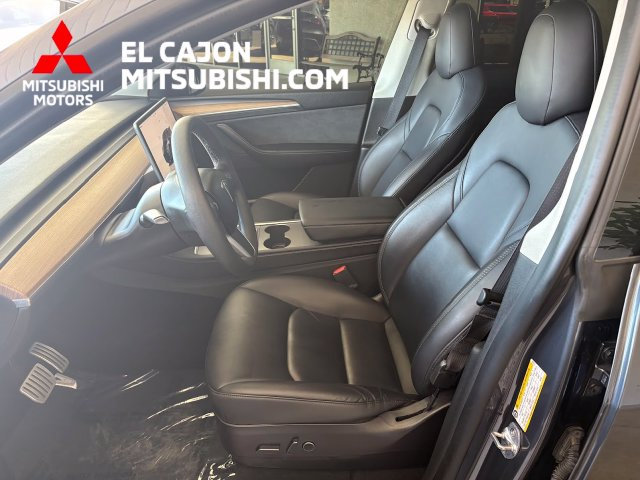 Used 2022 Tesla Model Y Performance AWD/4WD image 13