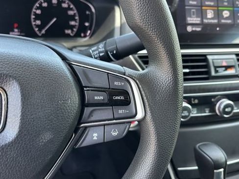 Used 2020 Honda Accord EX image 24
