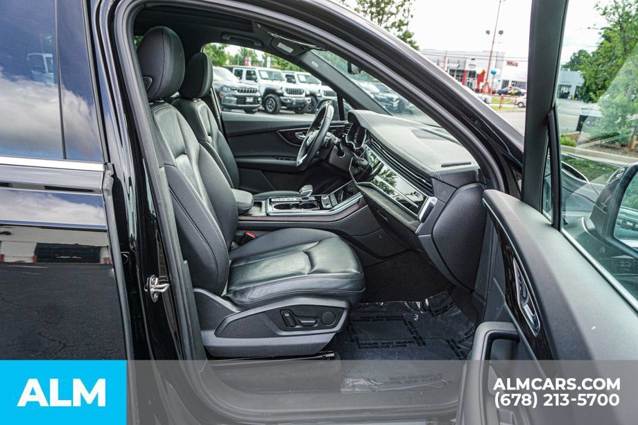 Used 2023 Audi Q7 2.0T Premium w/ Convenience Package AWD/4WD image 21