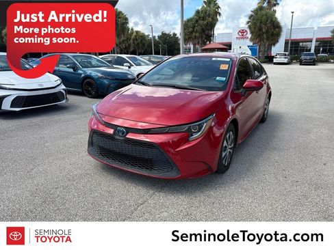 Used 2021 Toyota Corolla LE FWD image 1