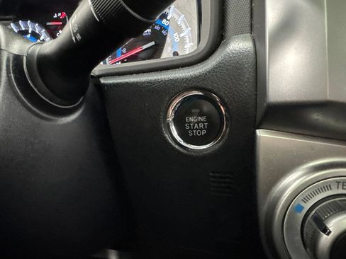 Used 2019 Toyota 4Runner Limited AWD/4WD image 25
