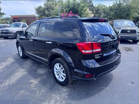 Used 2017 Dodge Journey SXT w/ Comfort/Convenience Group image 7