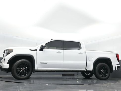 Used 2024 GMC Sierra 1500 Elevation image 31