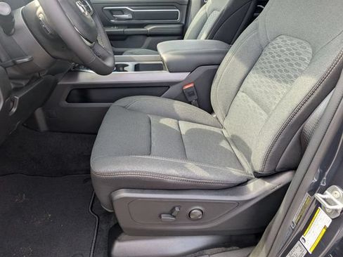 New 2026 RAM 1500 4x4 Crew Cab image 11