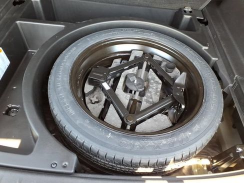 Used 2022 Chevrolet Blazer LT FWD image 22