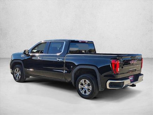 Used 2025 GMC Sierra 1500 SLT image 7