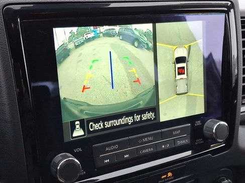 Used 2022 Nissan Frontier PRO-4X image 19