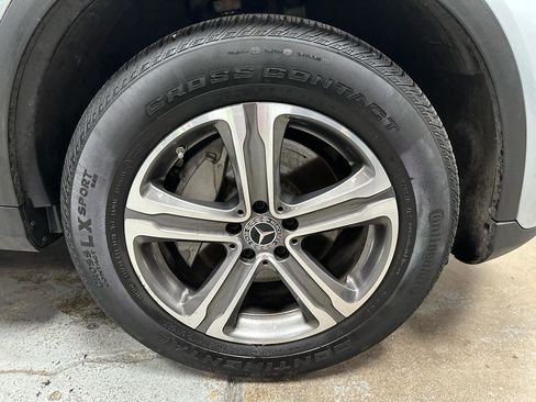 Used 2022 Mercedes-Benz GLC 300 4MATIC image 23
