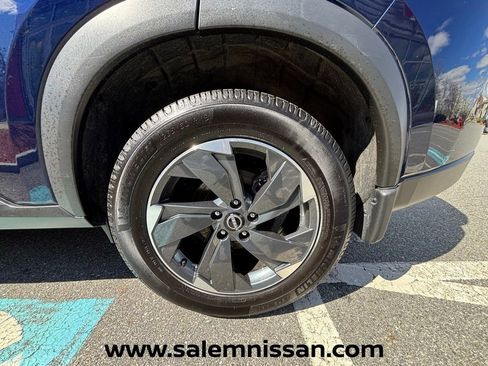 Certified 2024 Nissan Rogue SV w/ SV Premium Package AWD/4WD image 23