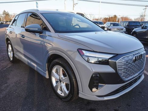 Used 2022 Audi Q4 e-tron Premium Plus image 3