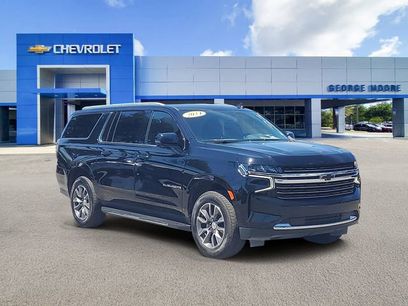 Certified 2024 Chevrolet Suburban LT w/ Luxury Package