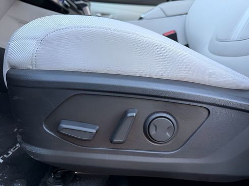 Used 2025 Hyundai Tucson SEL image 13