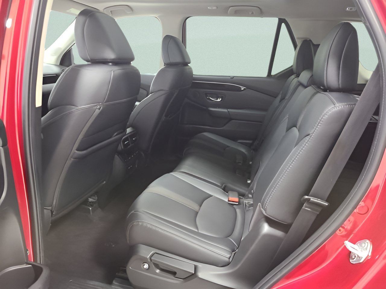 Used 2024 Honda Pilot Touring image 19