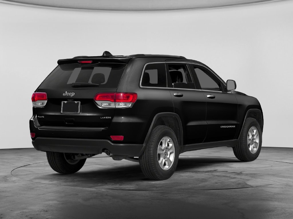 Used 2015 Jeep Grand Cherokee Laredo w/ Quick Order Package 23E AWD/4WD image 2