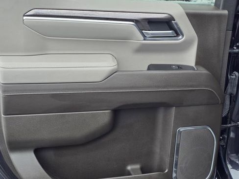 Used 2024 Chevrolet Silverado 1500 LTZ w/ LTZ Convenience Package II image 28