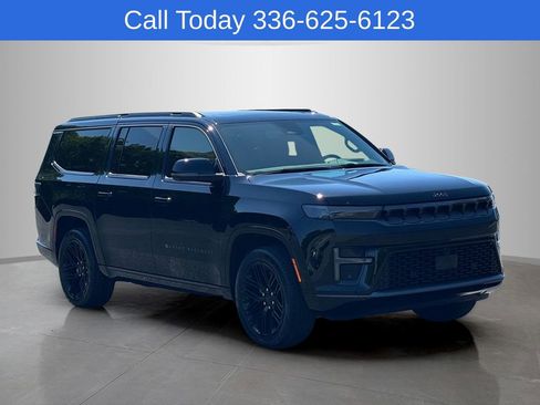 New 2026 Jeep Grand Wagoneer L Limited AWD/4WD image 2