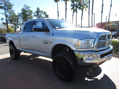 Used 2017 RAM 2500 Laramie w/ Convenience Group image 6