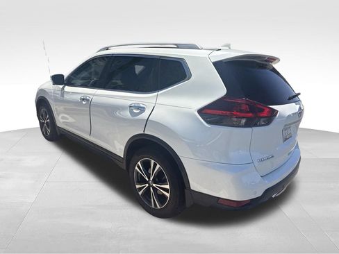 Used 2020 Nissan Rogue SV w/ Premium Package FWD image 7