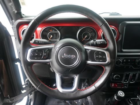 Used 2023 Jeep Wrangler Rubicon w/ Cold Weather Group AWD/4WD image 19