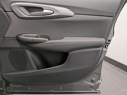 Used 2025 Alfa Romeo Tonale w/ Premium Package image 27