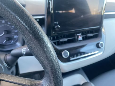 Used 2023 Toyota Corolla LE image 19