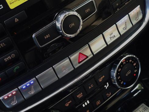 Used 2015 Mercedes-Benz G 550 SUV image 38