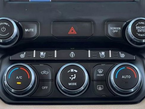 Used 2022 RAM 1500 Laramie image 86