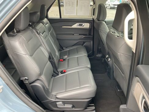 Used 2025 Ford Explorer Active w/ Active Comfort Package AWD/4WD image 20