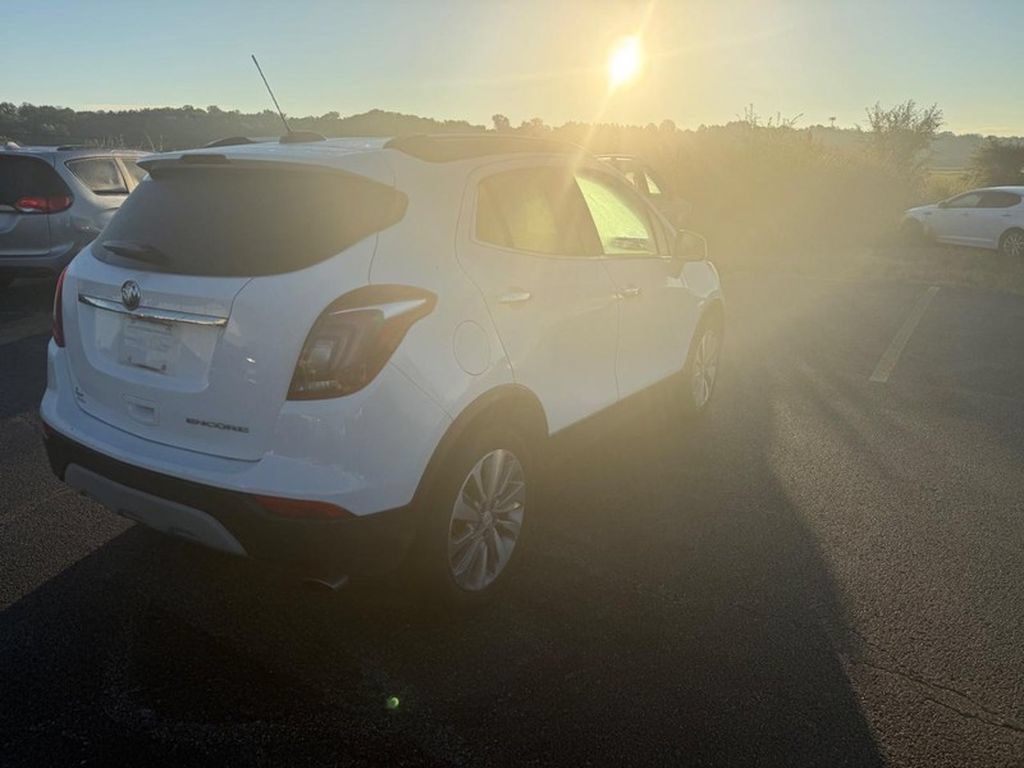 Used 2020 Buick Encore Preferred FWD image 4