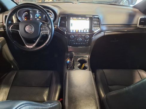 Used 2021 Jeep Grand Cherokee Limited w/ Luxury Group II image 16