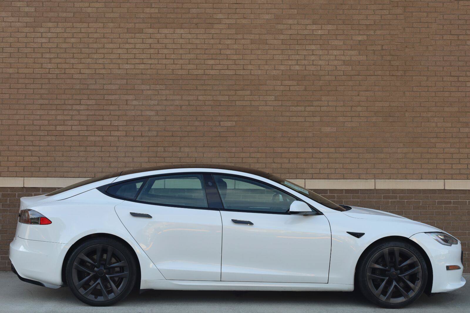 Used 2021 Tesla Model S Long Range AWD/4WD image 3