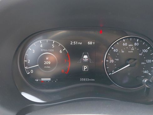 Used 2023 Nissan Kicks SR w/ SR Premium Package FWD image 21