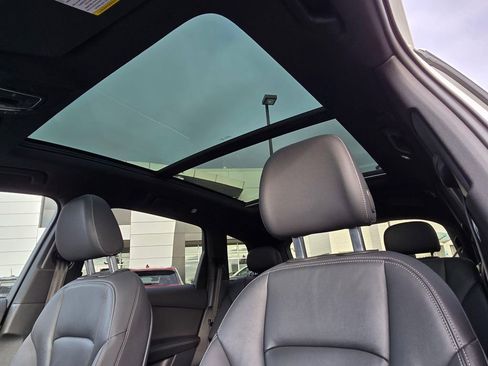 Used 2025 Audi Q7 3.0T Premium Plus image 23