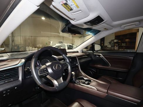 Used 2016 Lexus RX 450h AWD w/ Luxury Package image 9