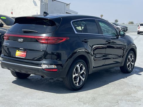 Certified 2020 Kia Sportage LX w/ LX Popular Package image 8