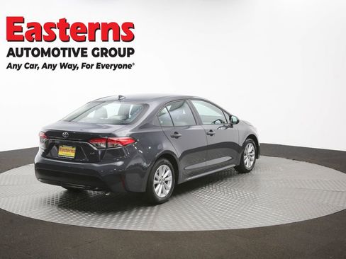 Used 2026 Toyota Corolla LE w/ LE Premium Package FWD image 40